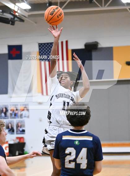 Thumbnail 3 in Yuma Catholic vs. Mountain View (Great Desert Shootout) photogallery.