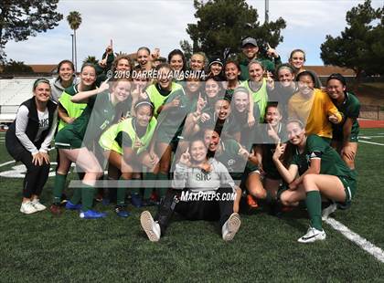 Thumbnail 1 in Sacred Heart Cathedral Preparatory vs. Santa Cruz (CIF CCS D3 Final) photogallery.
