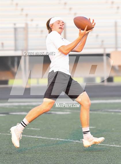 Thumbnail 2 in Northwest Christian (Pinnacle 7-on-7 Tournament) photogallery.