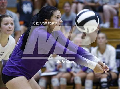 Thumbnail 3 in Fort Wayne Northrop @ Leo photogallery.