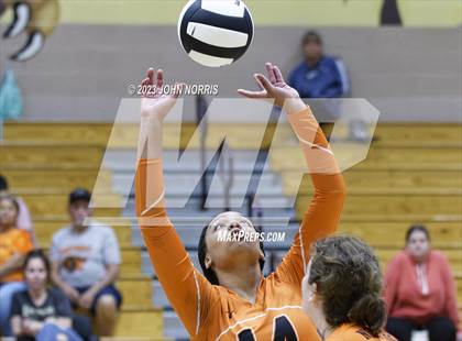 Thumbnail 3 in Fort Wayne Northrop @ Leo photogallery.