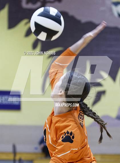 Thumbnail 3 in Fort Wayne Northrop @ Leo photogallery.
