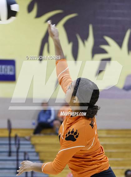 Thumbnail 1 in Fort Wayne Northrop @ Leo photogallery.