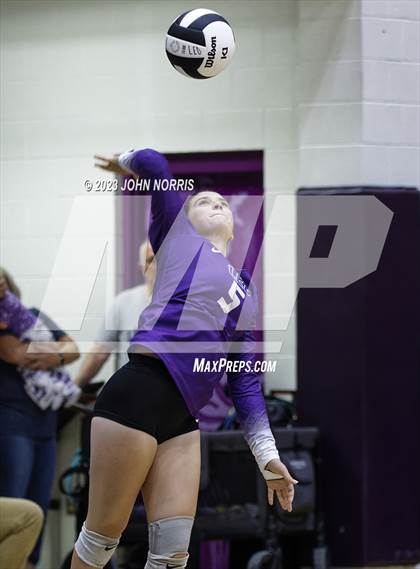 Thumbnail 3 in Fort Wayne Northrop @ Leo photogallery.
