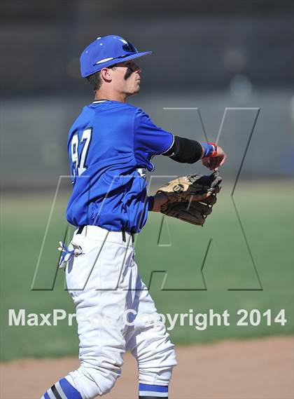 Thumbnail 1 in Chaparral @ Highlands Ranch photogallery.