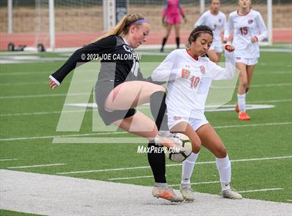 Thumbnail 2 in Lee vs Clark photogallery.