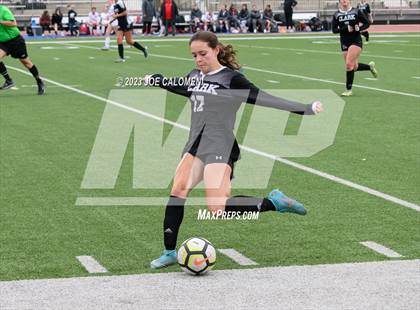 Thumbnail 1 in Lee vs Clark photogallery.