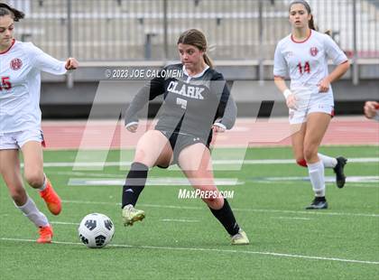 Thumbnail 3 in Lee vs Clark photogallery.