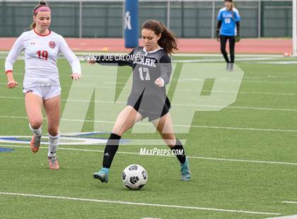 Thumbnail 2 in Lee vs Clark photogallery.