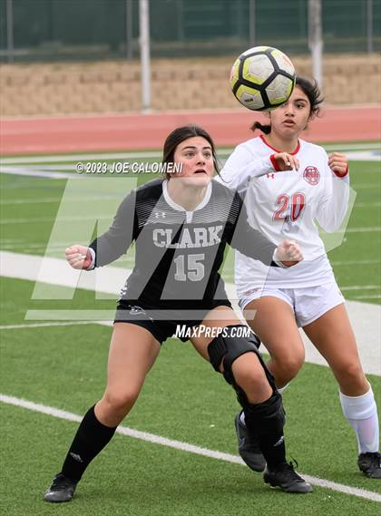 Thumbnail 2 in Lee vs Clark photogallery.