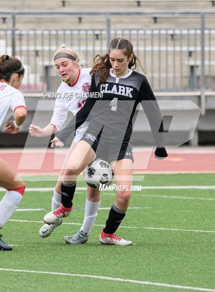 Thumbnail 3 in Lee vs Clark photogallery.