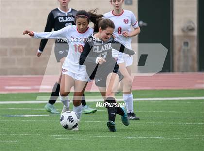 Thumbnail 2 in Lee vs Clark photogallery.