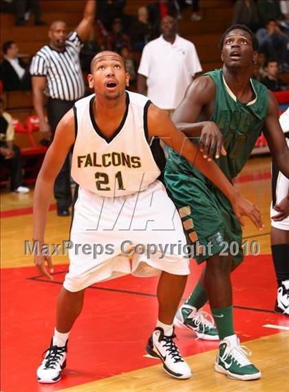 Thumbnail 2 in Long Beach Poly vs. Santee (Pacific Shores Tournament) photogallery.