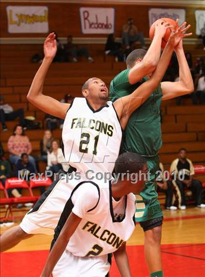 Thumbnail 2 in Long Beach Poly vs. Santee (Pacific Shores Tournament) photogallery.