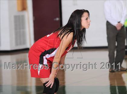 Thumbnail 1 in South Shore vs. Siren (WIAA D4 Regionals) photogallery.