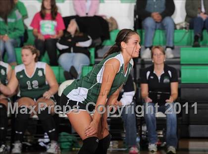 Thumbnail 3 in South Shore vs. Siren (WIAA D4 Regionals) photogallery.