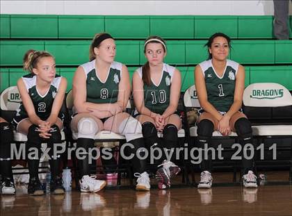 Thumbnail 2 in South Shore vs. Siren (WIAA D4 Regionals) photogallery.