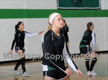 Thumbnail 3 in South Shore vs. Siren (WIAA D4 Regionals) photogallery.