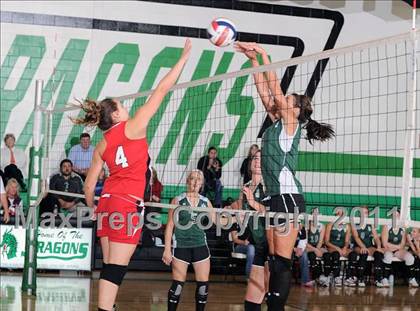 Thumbnail 1 in South Shore vs. Siren (WIAA D4 Regionals) photogallery.