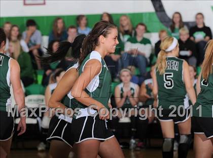 Thumbnail 3 in South Shore vs. Siren (WIAA D4 Regionals) photogallery.