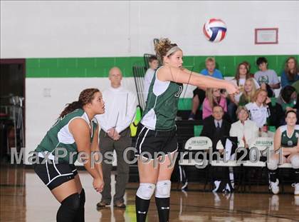 Thumbnail 3 in South Shore vs. Siren (WIAA D4 Regionals) photogallery.