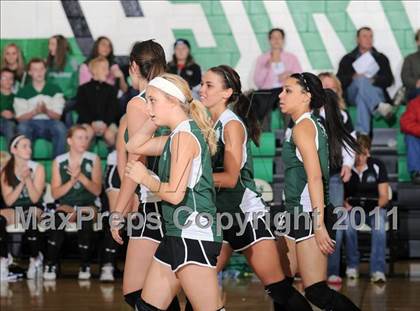 Thumbnail 1 in South Shore vs. Siren (WIAA D4 Regionals) photogallery.