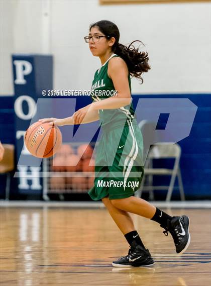 Thumbnail 2 in Pearsall vs Poth JV photogallery.