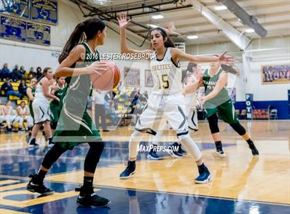 Thumbnail 2 in Pearsall vs Poth JV photogallery.