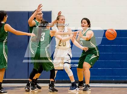 Thumbnail 2 in Pearsall vs Poth JV photogallery.