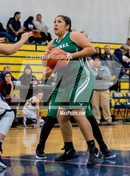 Thumbnail 3 in Pearsall vs Poth JV photogallery.