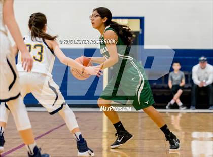 Thumbnail 3 in Pearsall vs Poth JV photogallery.