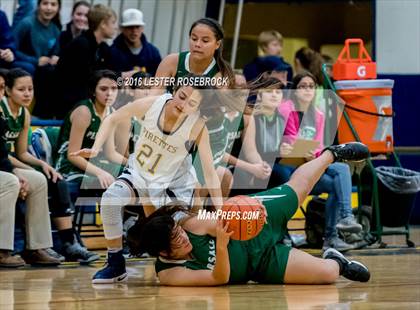 Thumbnail 2 in Pearsall vs Poth JV photogallery.