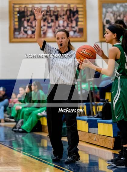 Thumbnail 3 in Pearsall vs Poth JV photogallery.