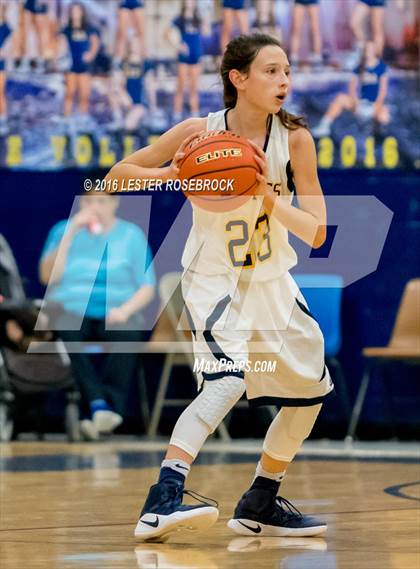 Thumbnail 3 in Pearsall vs Poth JV photogallery.