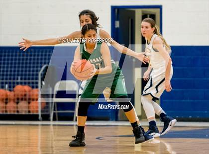 Thumbnail 2 in Pearsall vs Poth JV photogallery.