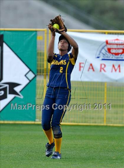 Thumbnail 3 in Bonita Vista vs West Hills (CIF SDS D2 Final) photogallery.