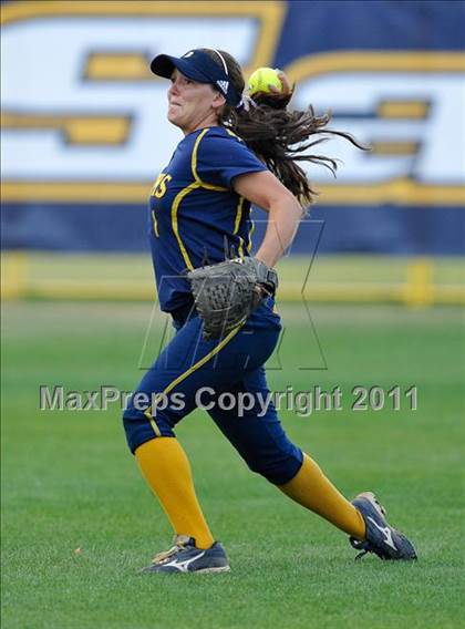 Thumbnail 3 in Bonita Vista vs West Hills (CIF SDS D2 Final) photogallery.