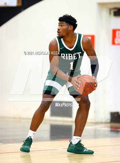 Thumbnail 2 in Ribet Academy vs. Westchester (CIF State D1 Regional Playoff) photogallery.