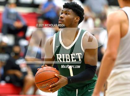 Thumbnail 3 in Ribet Academy vs. Westchester (CIF State D1 Regional Playoff) photogallery.