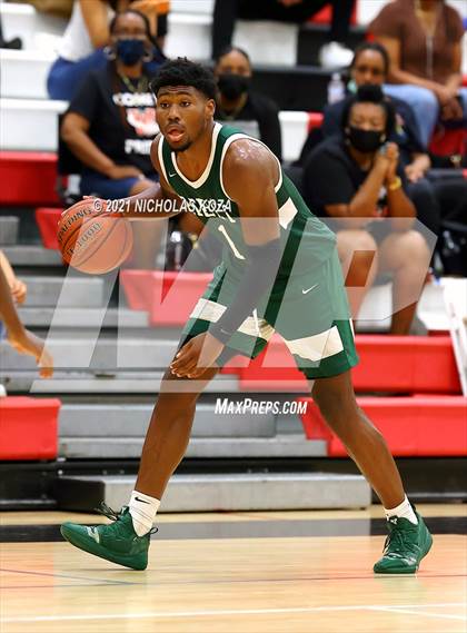 Thumbnail 2 in Ribet Academy vs. Westchester (CIF State D1 Regional Playoff) photogallery.