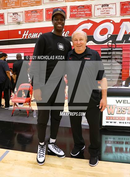 Thumbnail 1 in Ribet Academy vs. Westchester (CIF State D1 Regional Playoff) photogallery.
