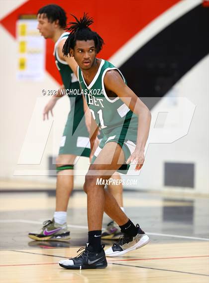 Thumbnail 2 in Ribet Academy vs. Westchester (CIF State D1 Regional Playoff) photogallery.