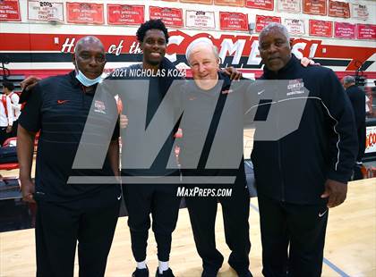 Thumbnail 3 in Ribet Academy vs. Westchester (CIF State D1 Regional Playoff) photogallery.