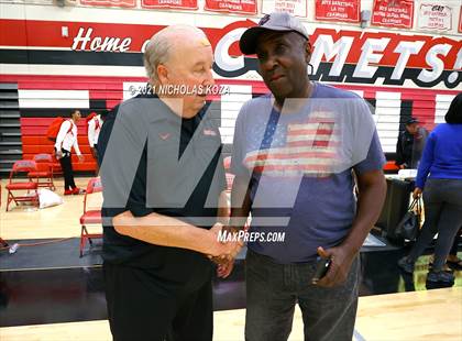 Thumbnail 3 in Ribet Academy vs. Westchester (CIF State D1 Regional Playoff) photogallery.