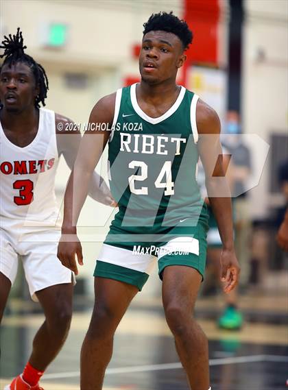 Thumbnail 1 in Ribet Academy vs. Westchester (CIF State D1 Regional Playoff) photogallery.