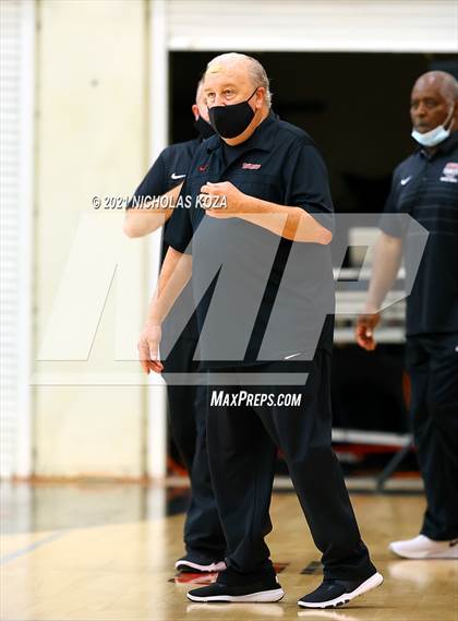 Thumbnail 2 in Ribet Academy vs. Westchester (CIF State D1 Regional Playoff) photogallery.