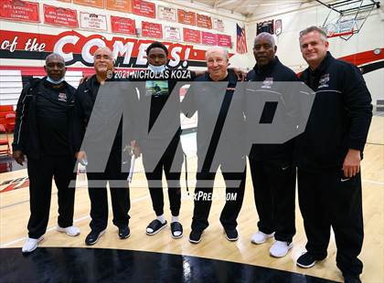 Thumbnail 2 in Ribet Academy vs. Westchester (CIF State D1 Regional Playoff) photogallery.