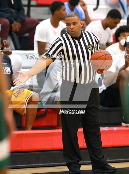 Thumbnail 1 in Ribet Academy vs. Westchester (CIF State D1 Regional Playoff) photogallery.