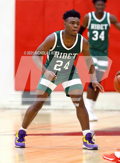 Thumbnail 1 in Ribet Academy vs. Westchester (CIF State D1 Regional Playoff) photogallery.