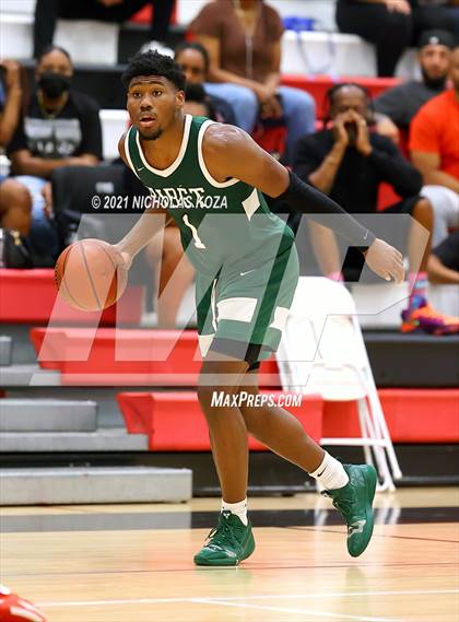 Thumbnail 1 in Ribet Academy vs. Westchester (CIF State D1 Regional Playoff) photogallery.